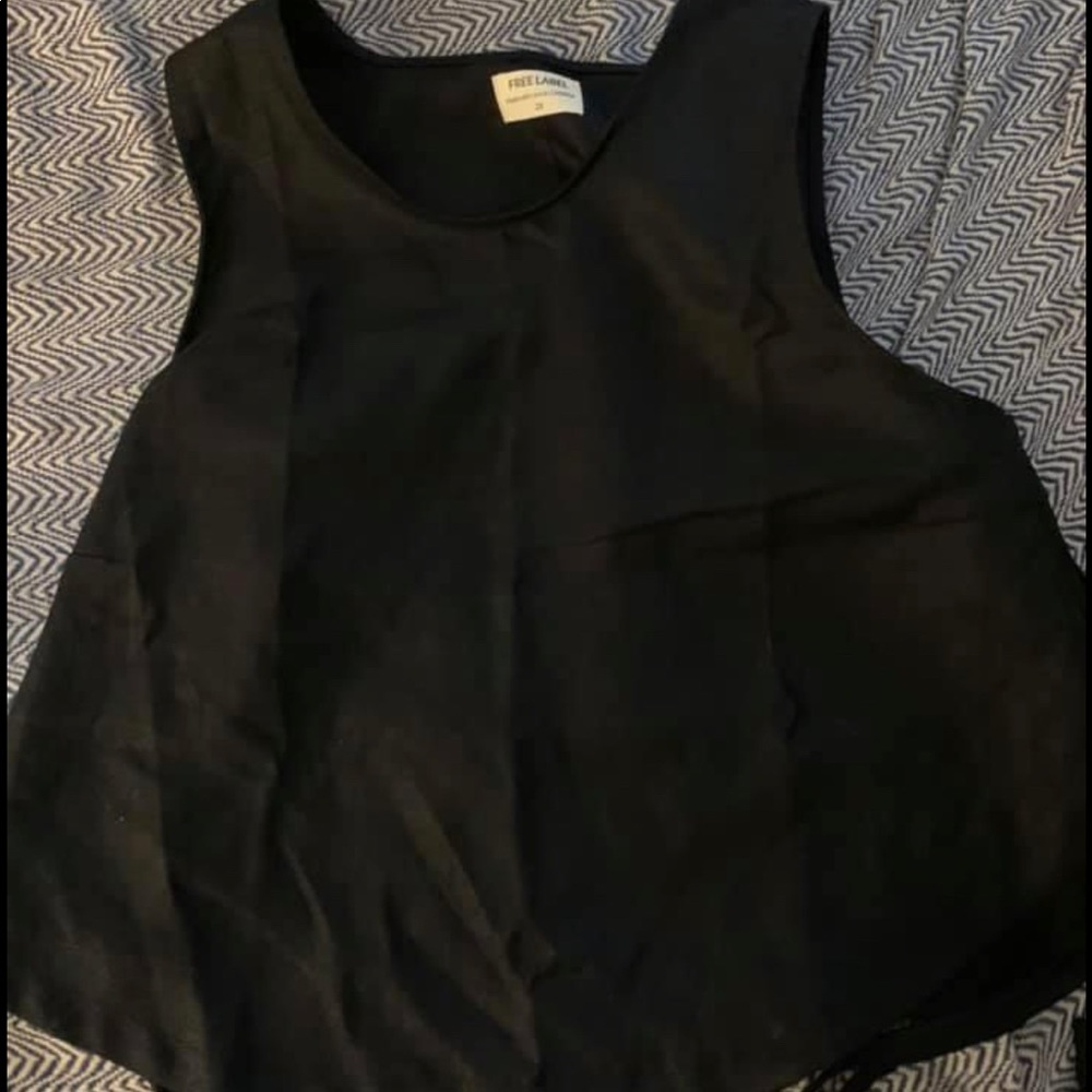 Free Label Nigella top 2X Black